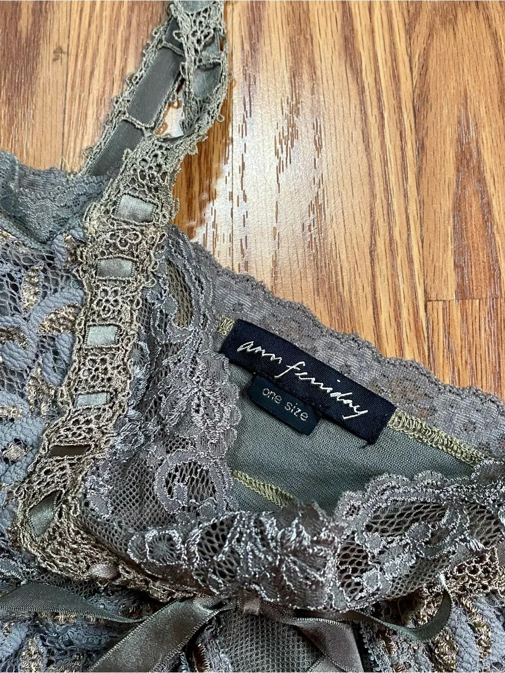 Deadstock 90s/Y2k Ann Ferriday Lace Ribbon Detail Cami Tank Top - Olive Green - Picture 8 of 10